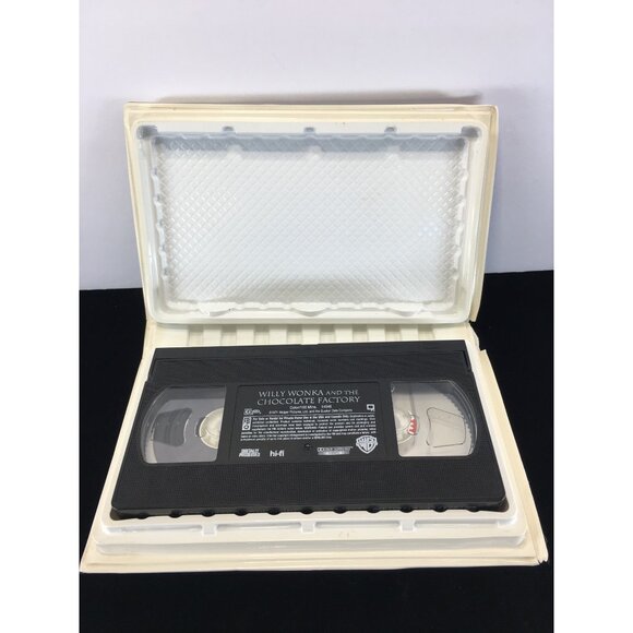 Vintage Willy Wonka & The Chocolate Factory VHS 1996 - 25th Anniversary - Picture 8 of 11